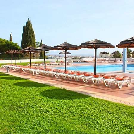 Cozy And Stylish Studio Apt Just 800M From The Beach - New On Booking! Albufeira Esterno foto