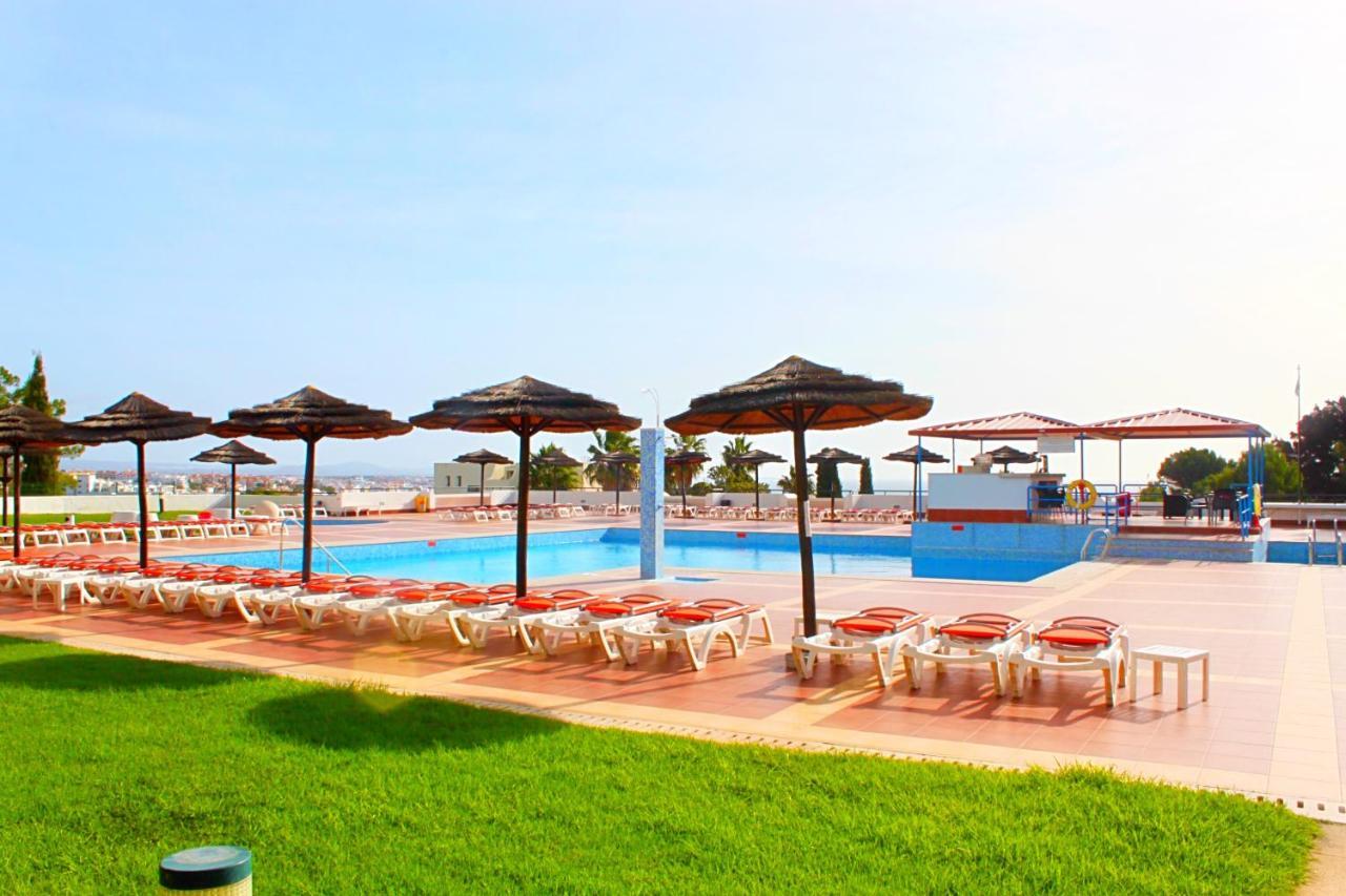 Cozy And Stylish Studio Apt Just 800M From The Beach - New On Booking! Albufeira Esterno foto