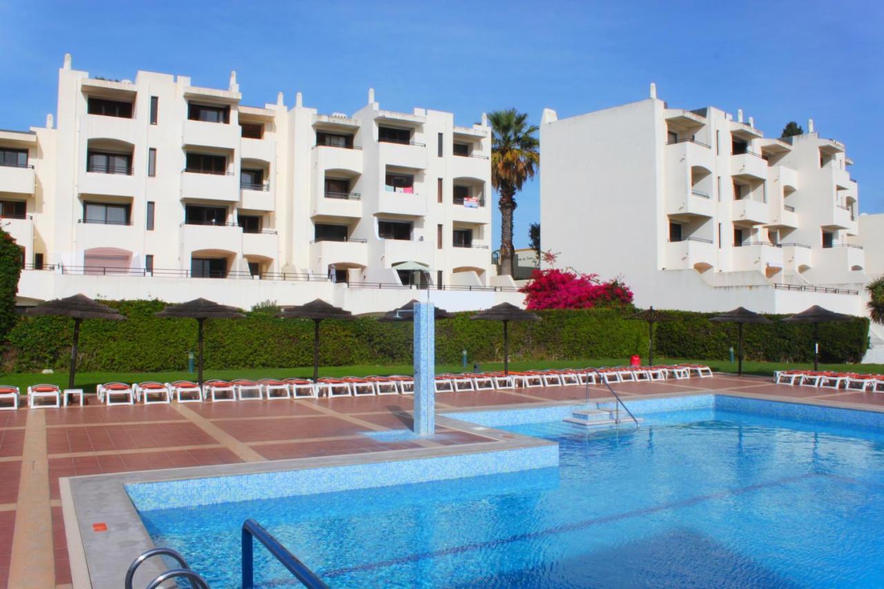 Cozy And Stylish Studio Apt Just 800M From The Beach - New On Booking! Albufeira Esterno foto