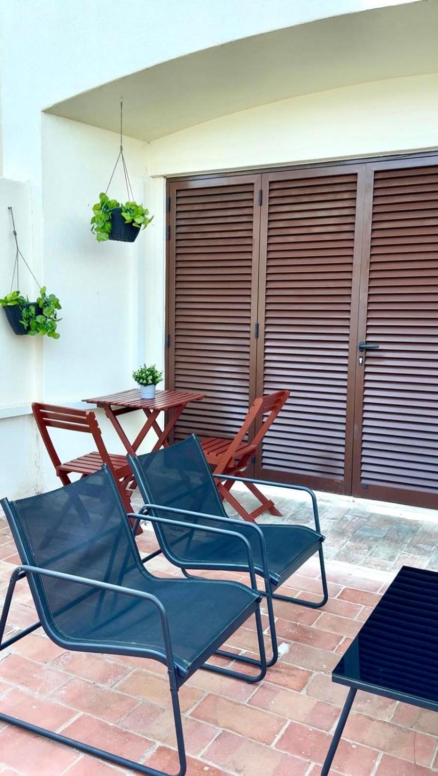 Cozy And Stylish Studio Apt Just 800M From The Beach - New On Booking! Albufeira Esterno foto